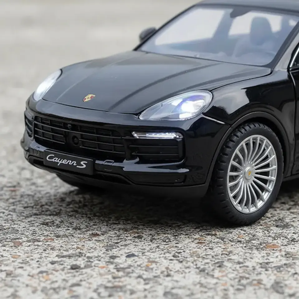 Carro A Escala Porsche Cayenne S Coupé Colección Luces 6