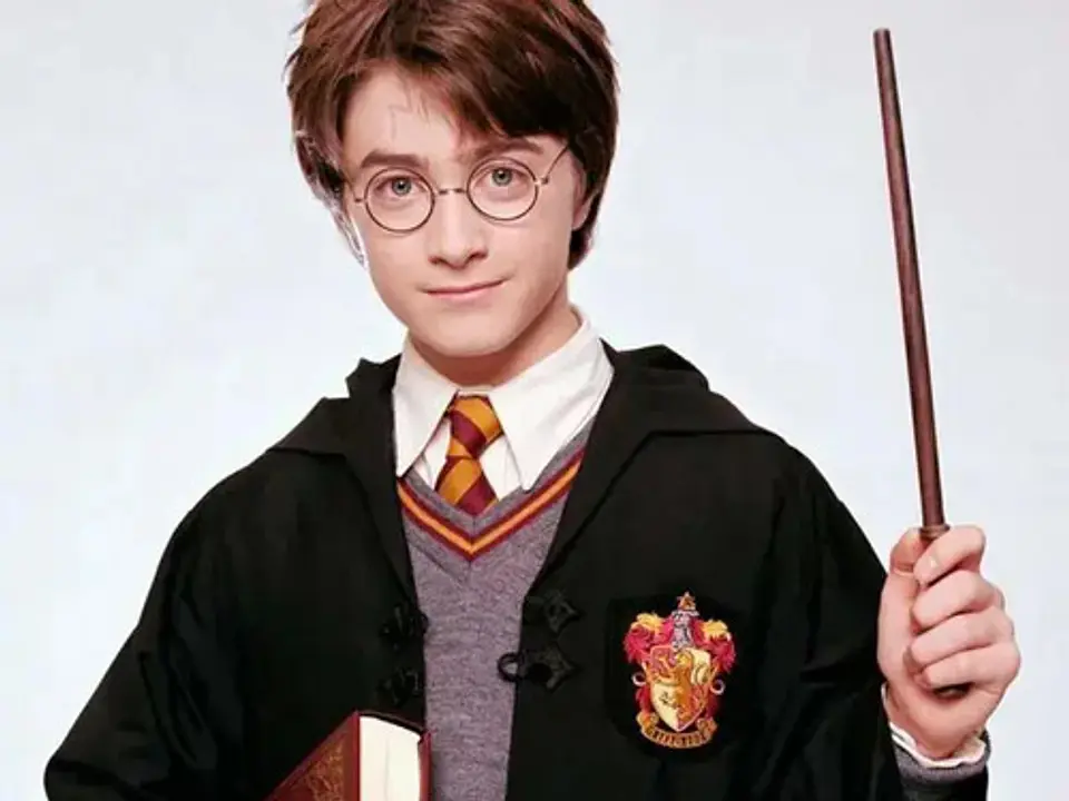 Kit Accesorios Harry Potter Varita, Corbata, Gafas Disfraz Halloween 3