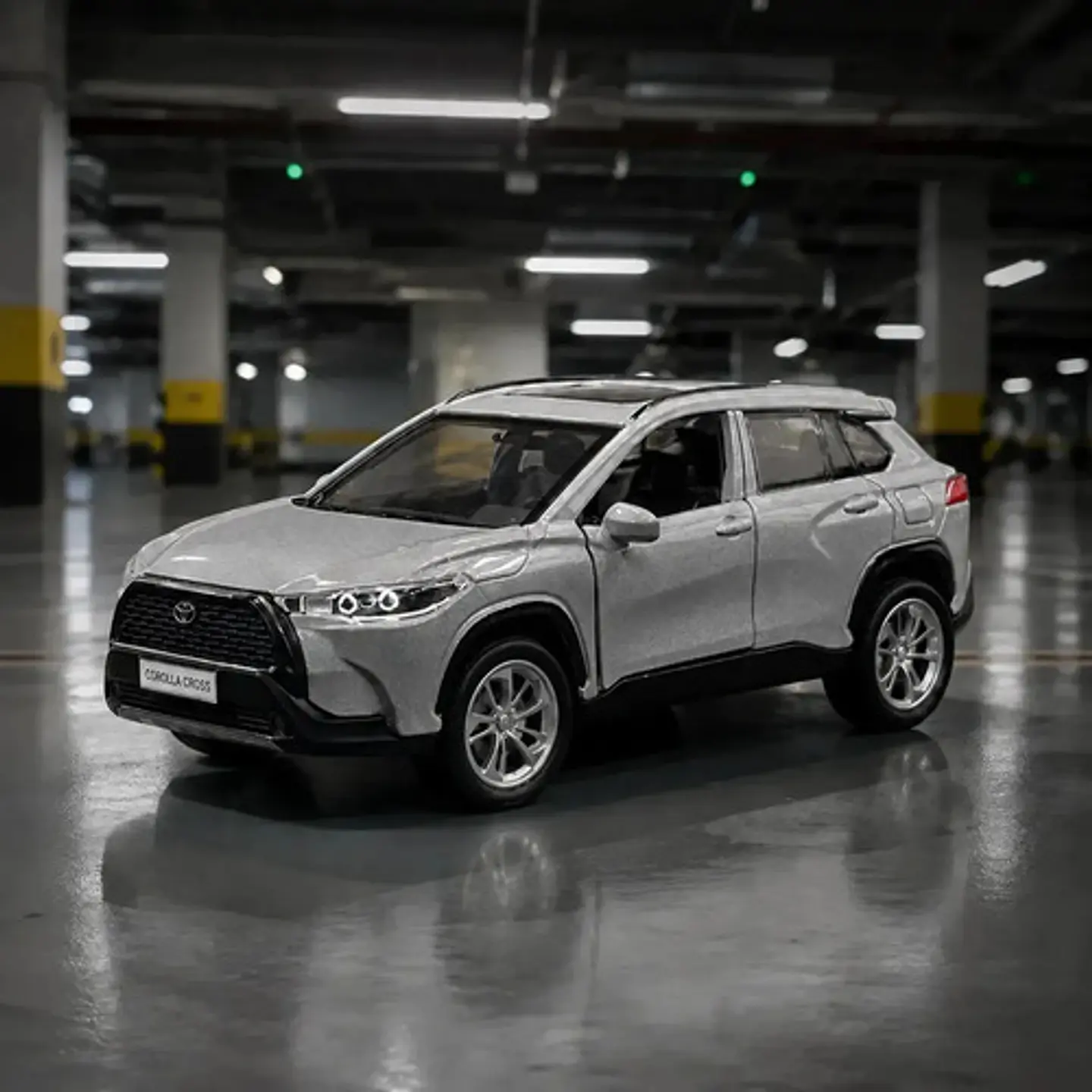 Luz De Sonido Friccao Para Coche Miniatura Toyota Corolla Cross 1:32 Para Abrir Puertas, Luz Blanca, Suv Blanco 1