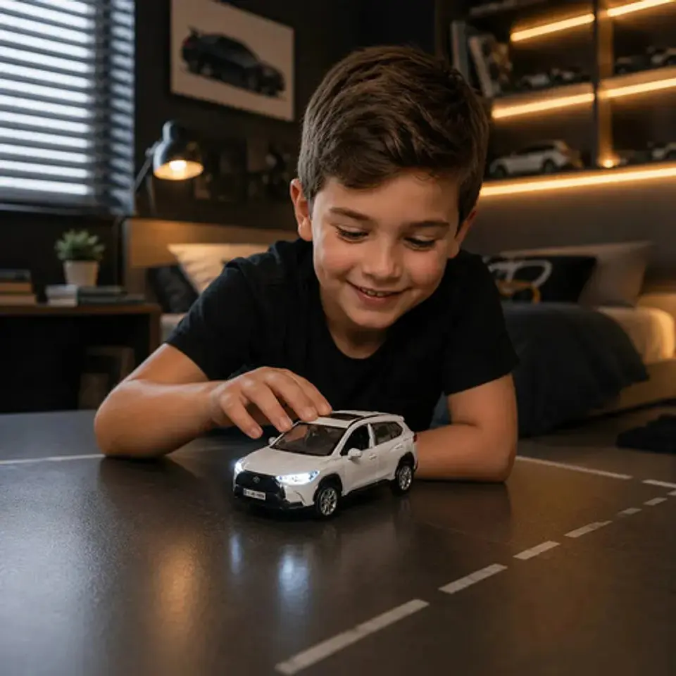 Luz De Sonido Friccao Para Coche Miniatura Toyota Corolla Cross 1:32 Para Abrir Puertas, Luz Blanca, Suv Blanco 5