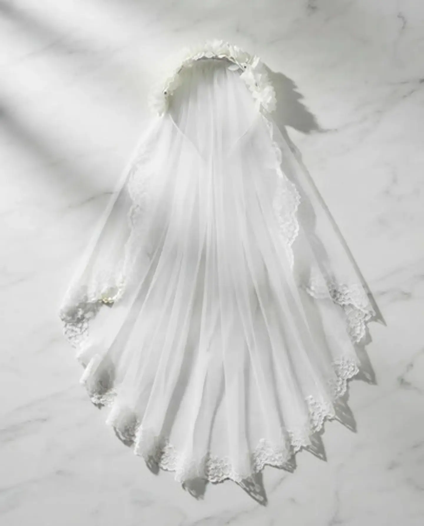 Velo De Novia Blanco Con Flores Y Perlas Para Niña 80cm 1