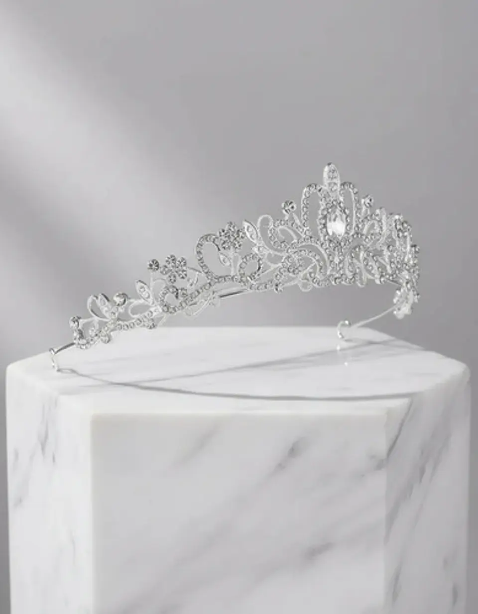 Tiara para arreglos de cabello para novia con diamantes de imitación dorados para debutantes 5