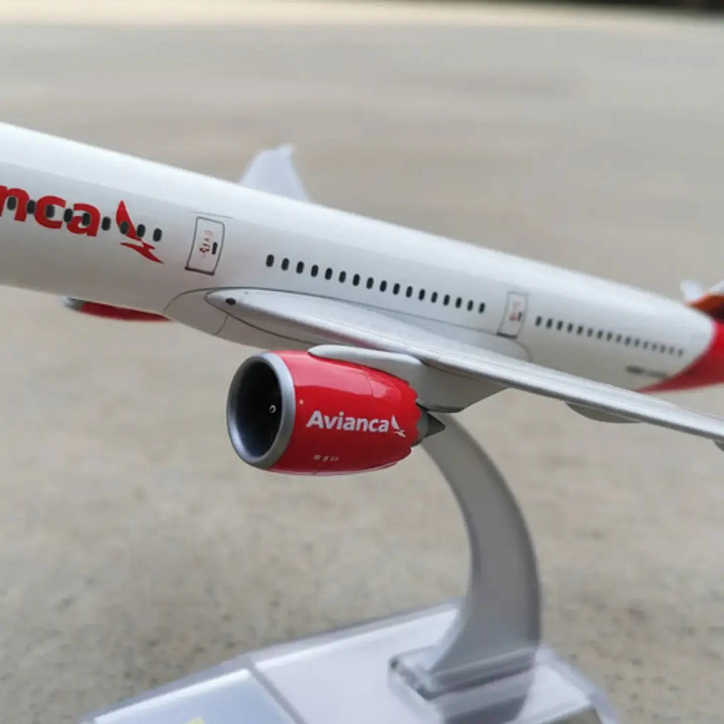 Avión Colección Metálico Escala 1:400-16cm 4