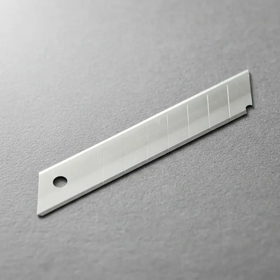 Repuesto Cuchilla Bisturí Penmax 18mm Pack 10 Unidades Profesional 3