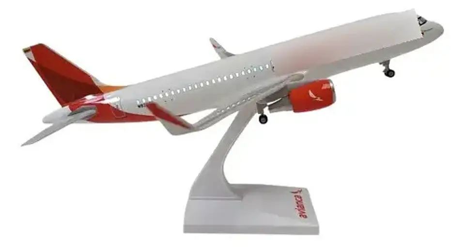 Aviónes Surtidos, Escala 1:200, 32 Cms De Largo, Sonidos. 1