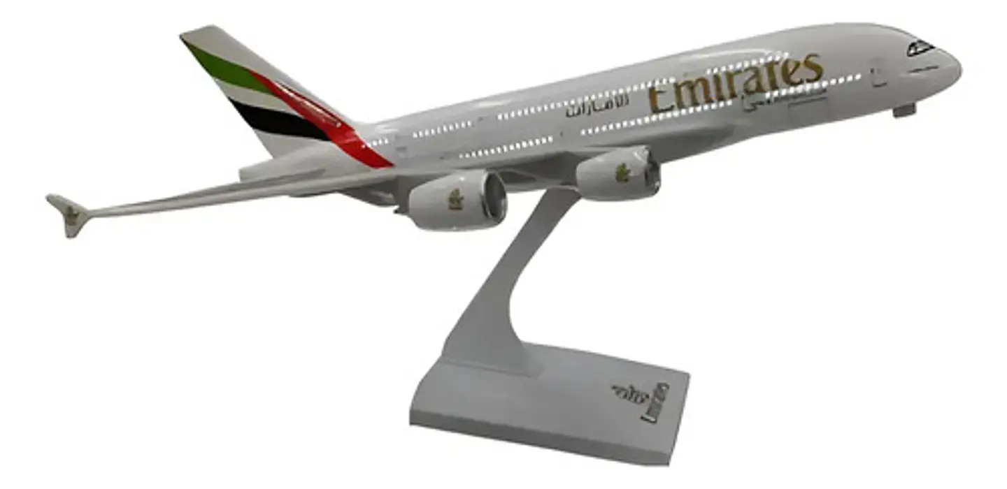 Aviónes Surtidos, Escala 1:200, 32 Cms De Largo, Sonidos. 16