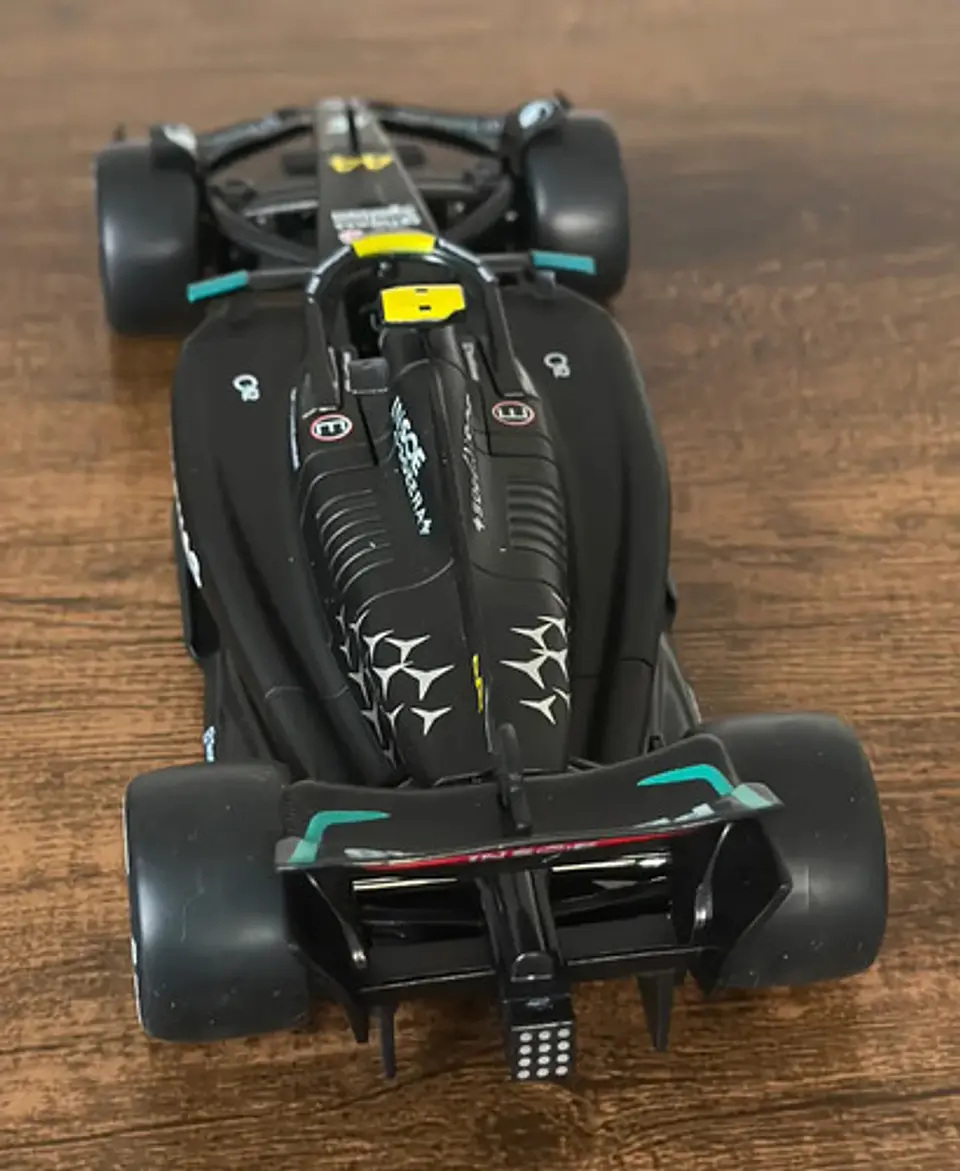 Miniatura Carrito Metal Mercedes Grande 1:24 Coleccionista 4