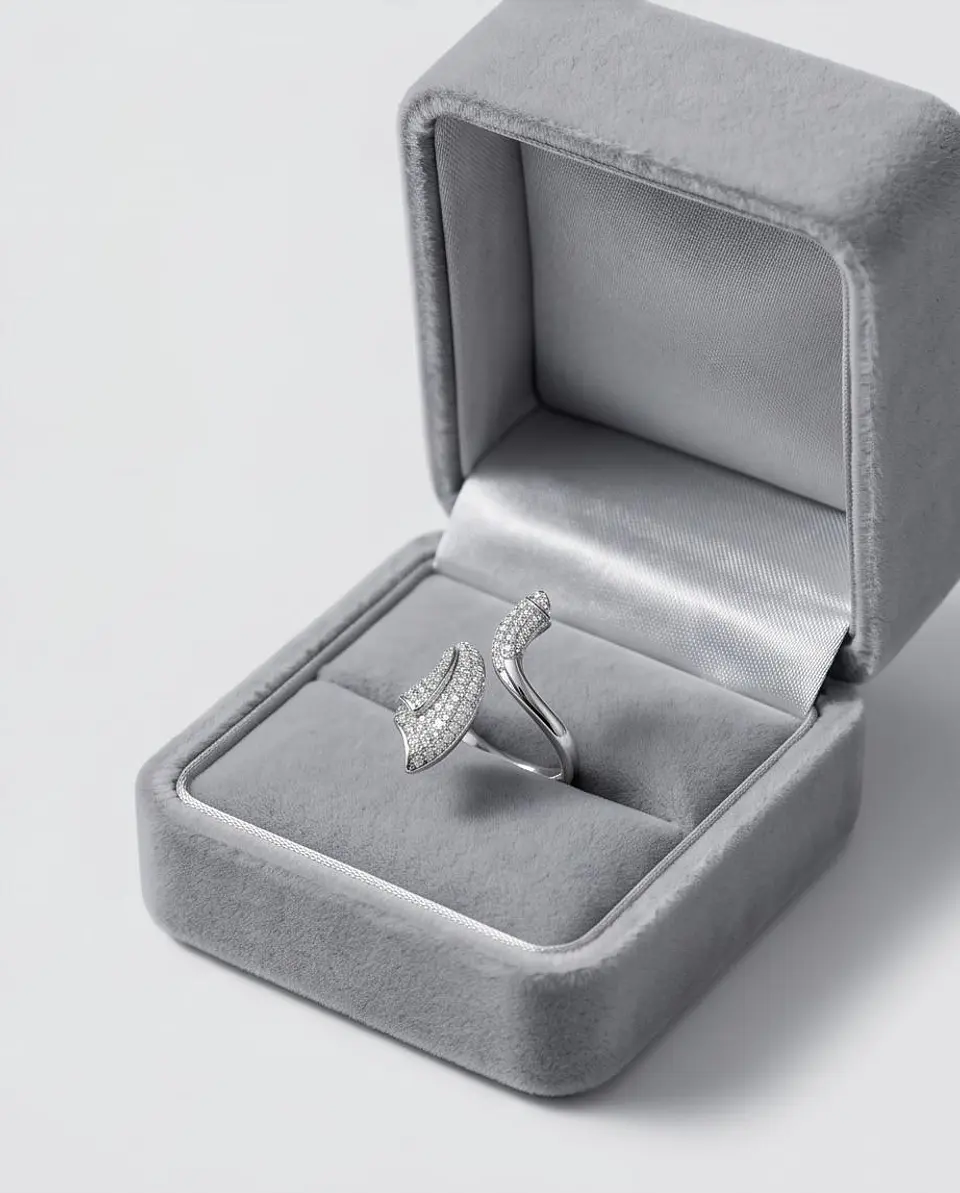 Anel Ajustável Silver Petal Pavé 4