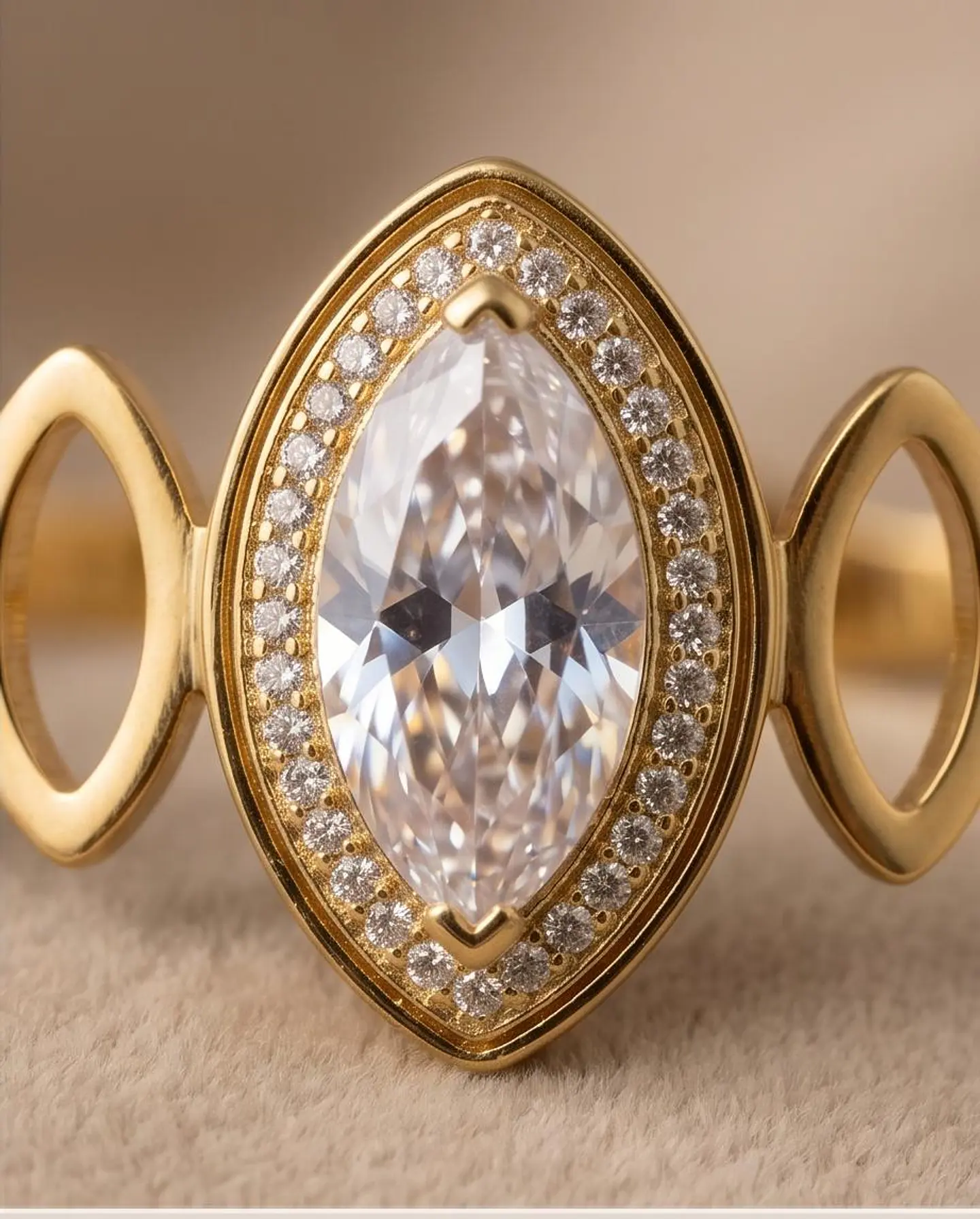 Pulseira Rígida Marquise Royal Gold 4