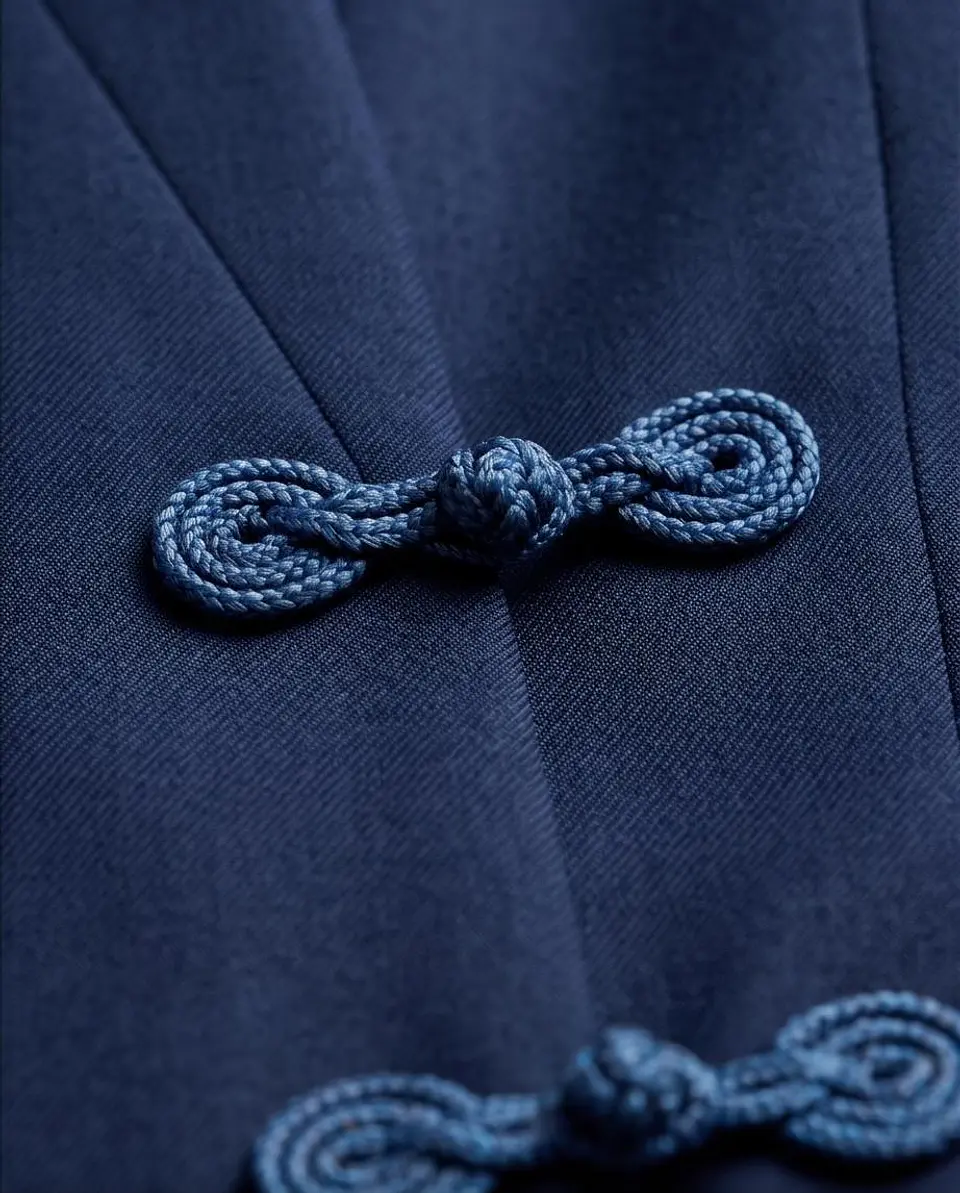 Blazer Estruturado Oriental Élegance 9