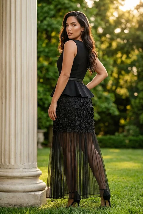 Saia "Nocturne" - Longa com Textura e Tule