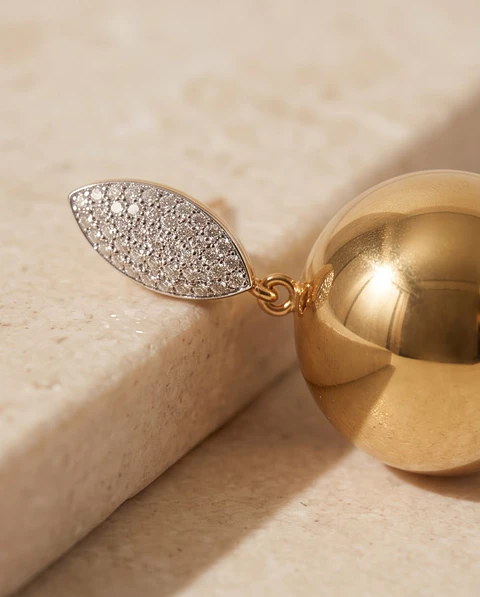 Brincos "Sphère Dorée" - Esfera Dourada com Topo Cravejado