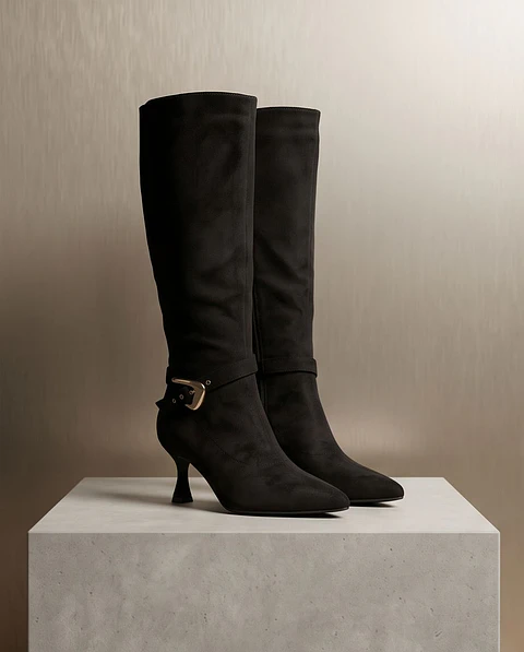 Bota "Cavalier" - Cano Alto Preto em Camurça