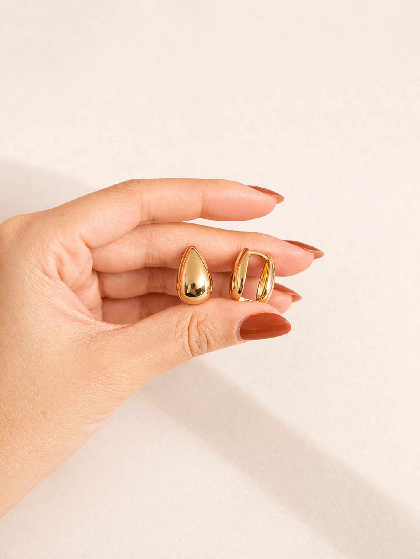 Brinco Gota Lisa Fecho 2