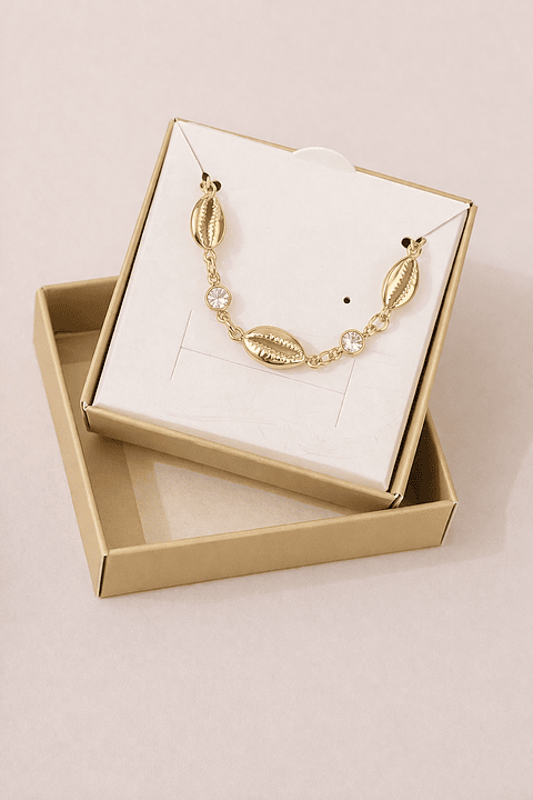Pulseira Concha Com Ponto de Luz Dourada
