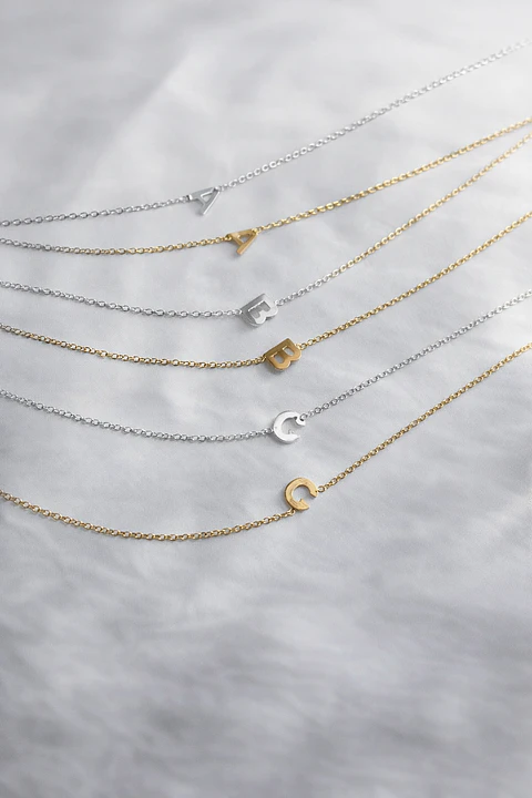 Colar Inicial - Sua Essência em Forma de Letra