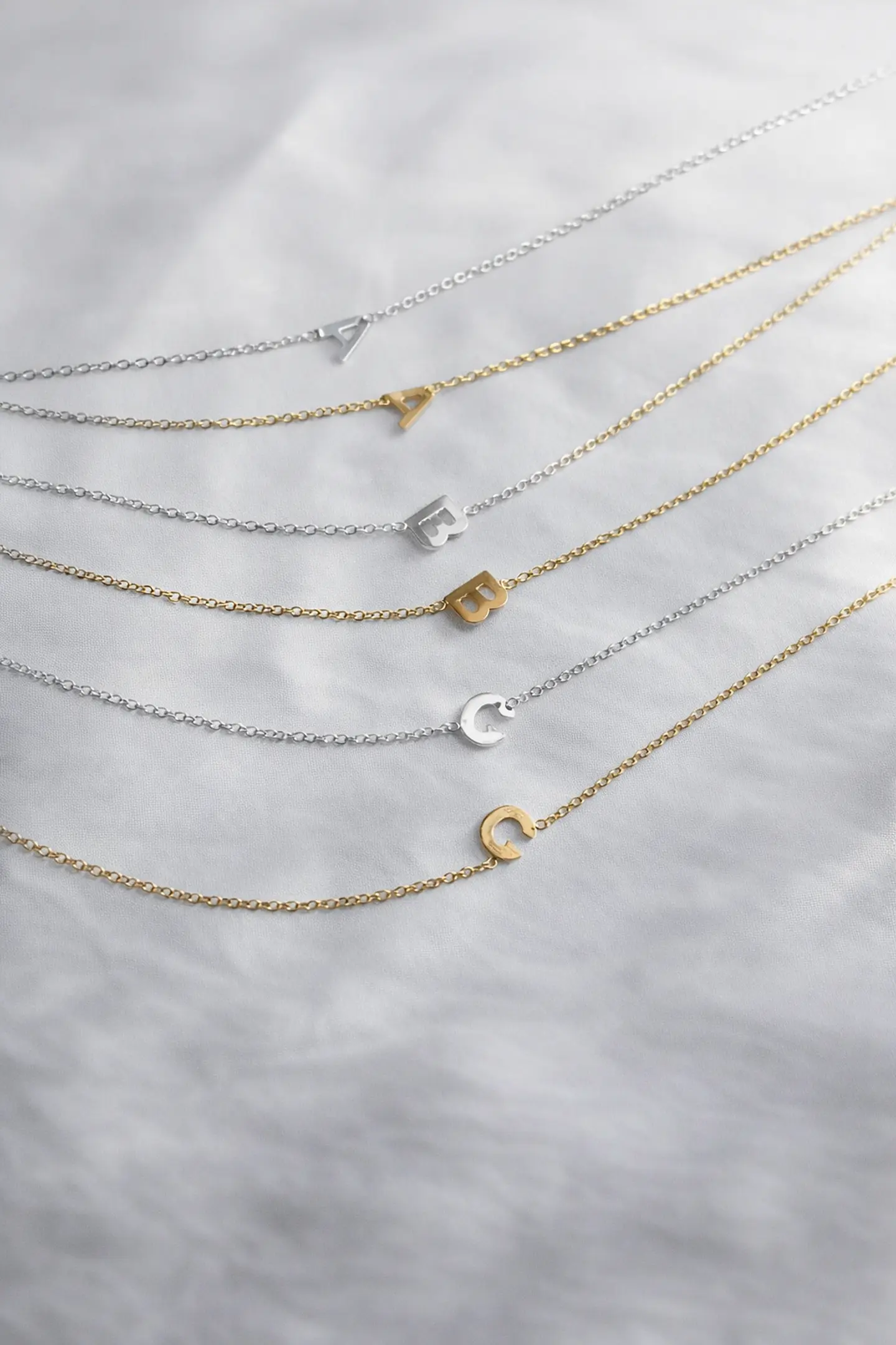 Colar Inicial - Sua Essência em Forma de Letra 1