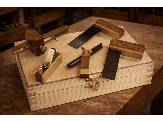 Conjunto de várias ferramentas mini em caixa de madeira ideal para modelismo 1