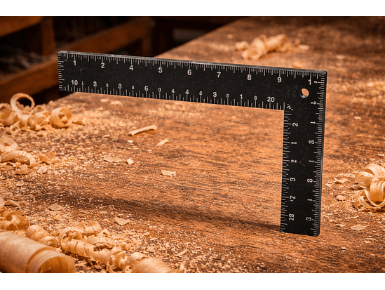 Esquadro de carpinteiro para paineis de metal aluminio 1