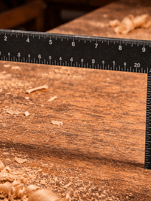 Esquadro de carpinteiro para paineis de metal aluminio