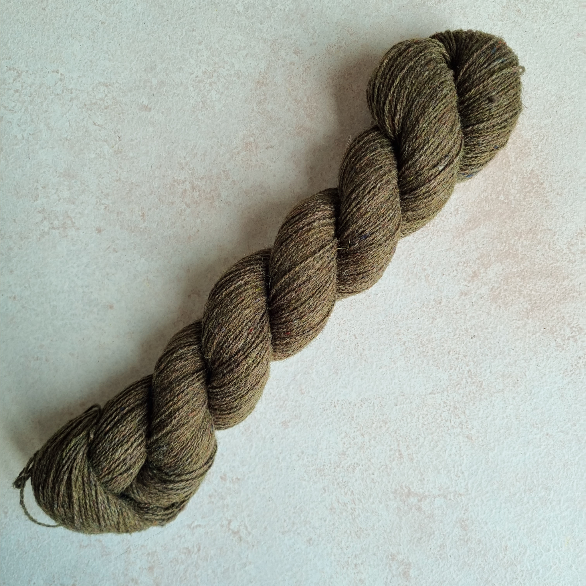 Corriedale Wool Tweed Chestnut Lace 2