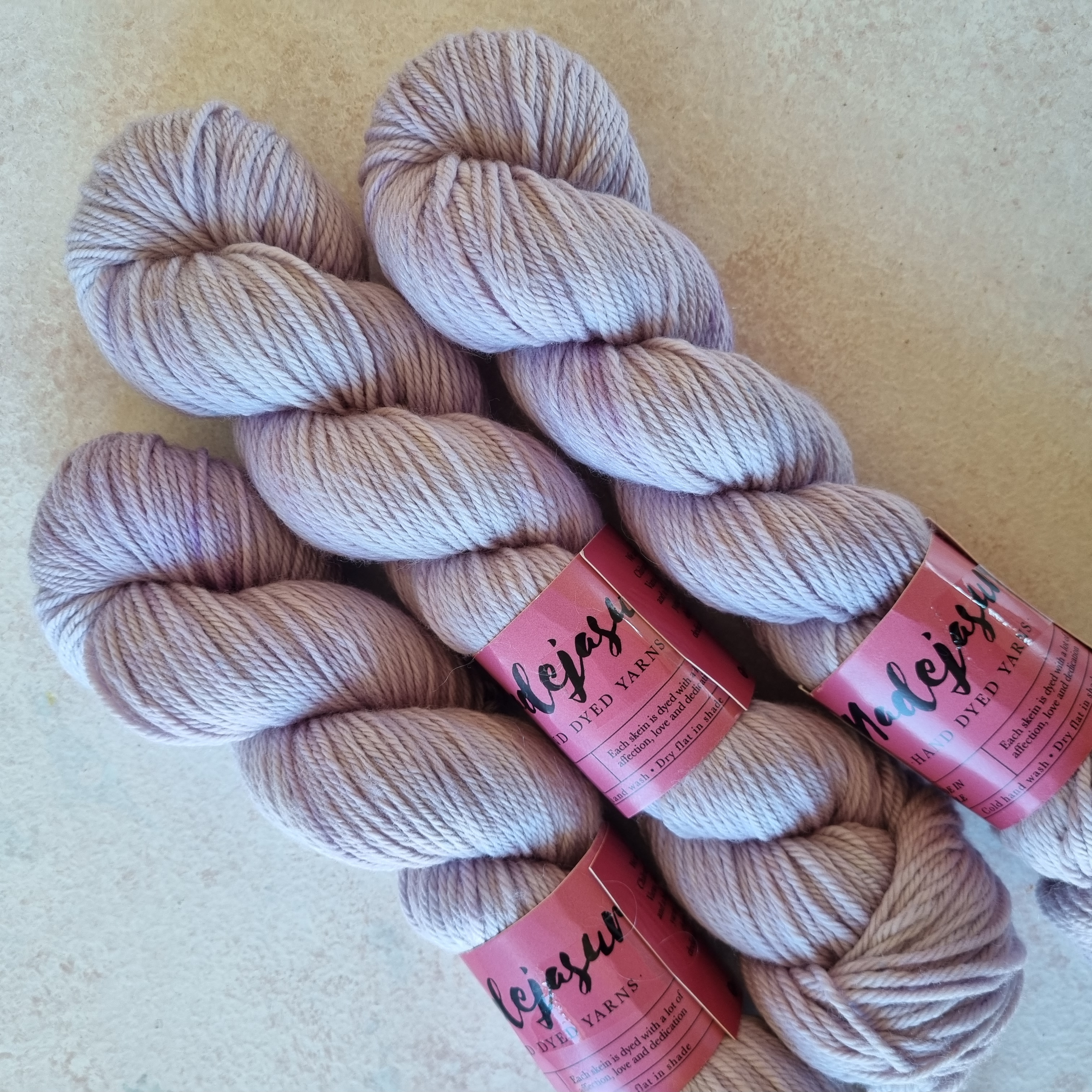 SILVER LILAC  ARAN 1