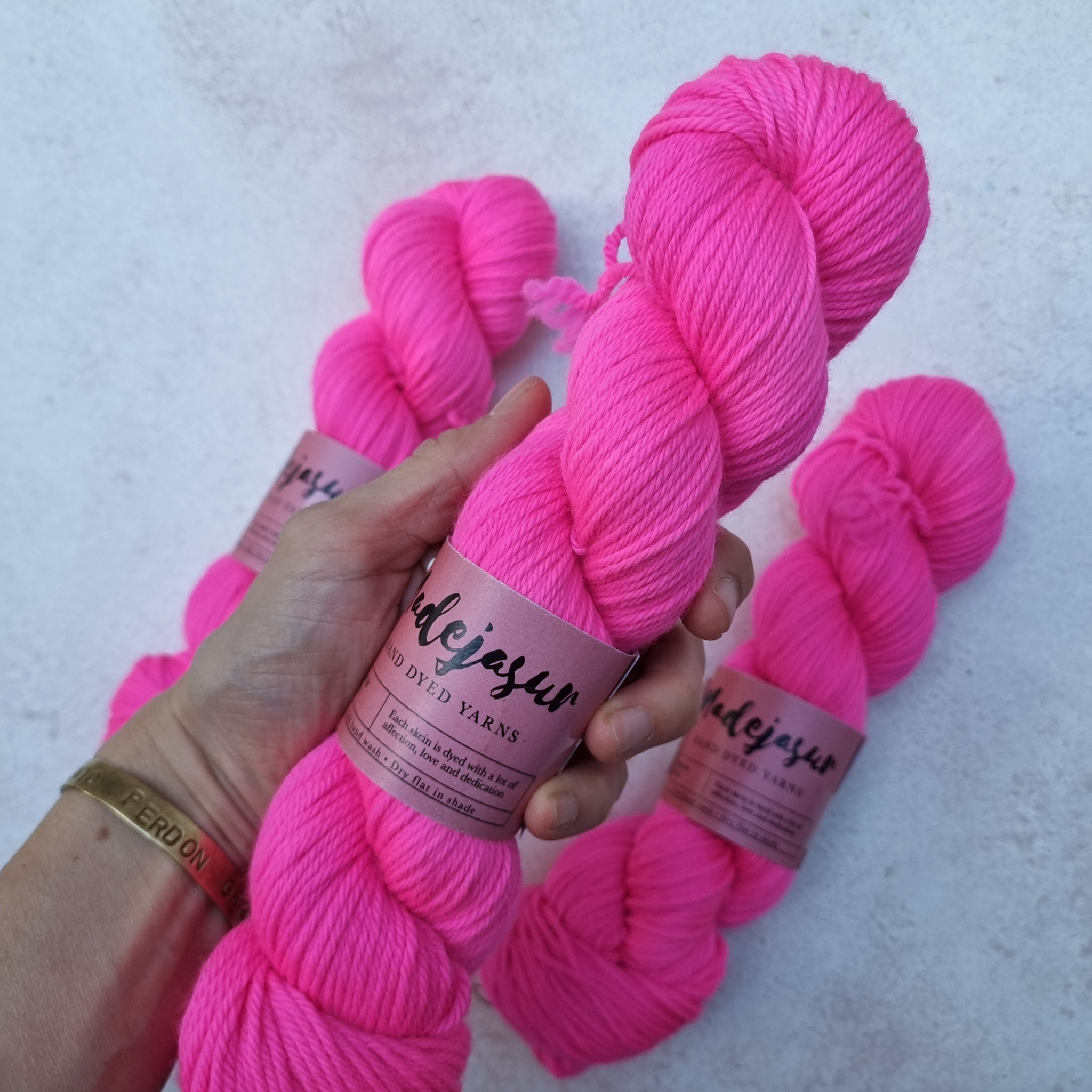 LADY PINK ARAN 1