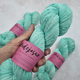 Deep Mint Seda Bourette