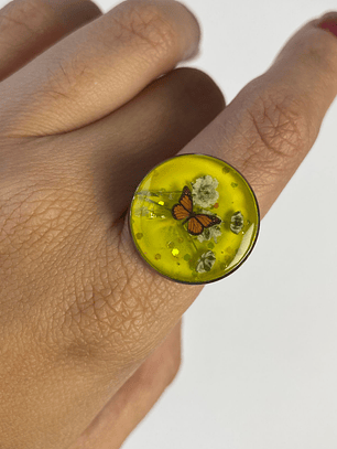 🟡 Anillo “Mariposa en Amarillo”
