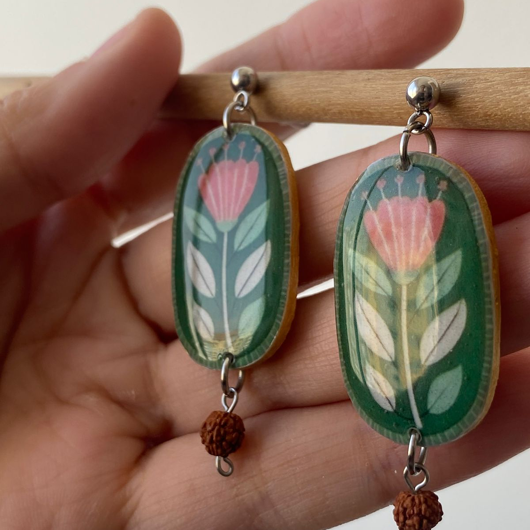 Aretes “Flor Verde” 🌿✨ 2