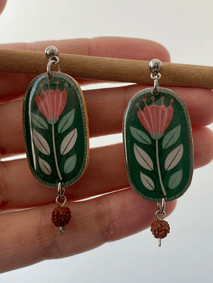 Aretes “Flor Verde” 🌿✨