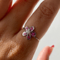 Anillo “Flor Fucsia” 🌸✨ - Miniatura 3