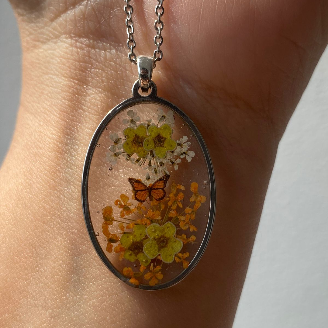 🦋 Collar “Primavera dorada” 3