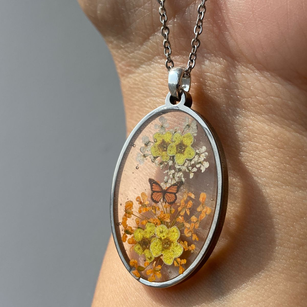 🦋 Collar “Primavera dorada” 1