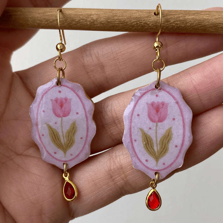 Aretes Tulipán Rosa con Gota Roja 2