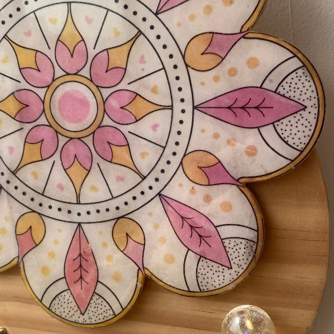 🌸 Mandala Decorativa Porta Llavero — “Flor Solar” 3