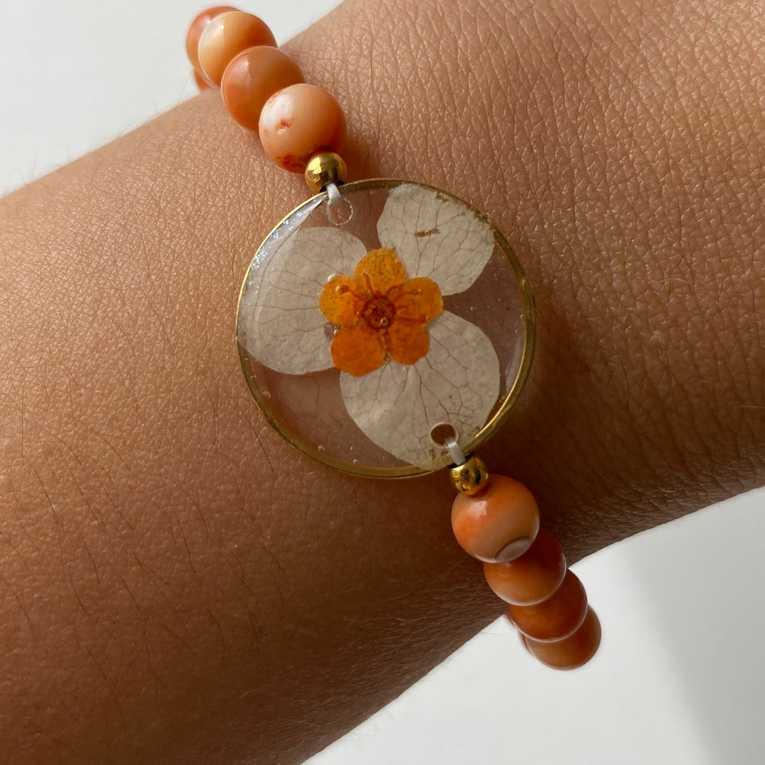 Pulsera “Aura Floral Nacarada” 1