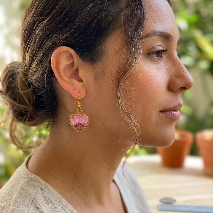 💜 Aretes “Corazón Botánico” 2