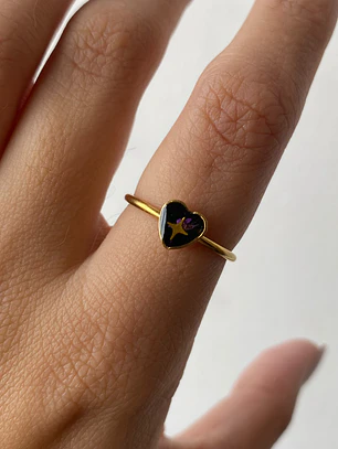 🖤 Anillo “Corazón Nocturno”
