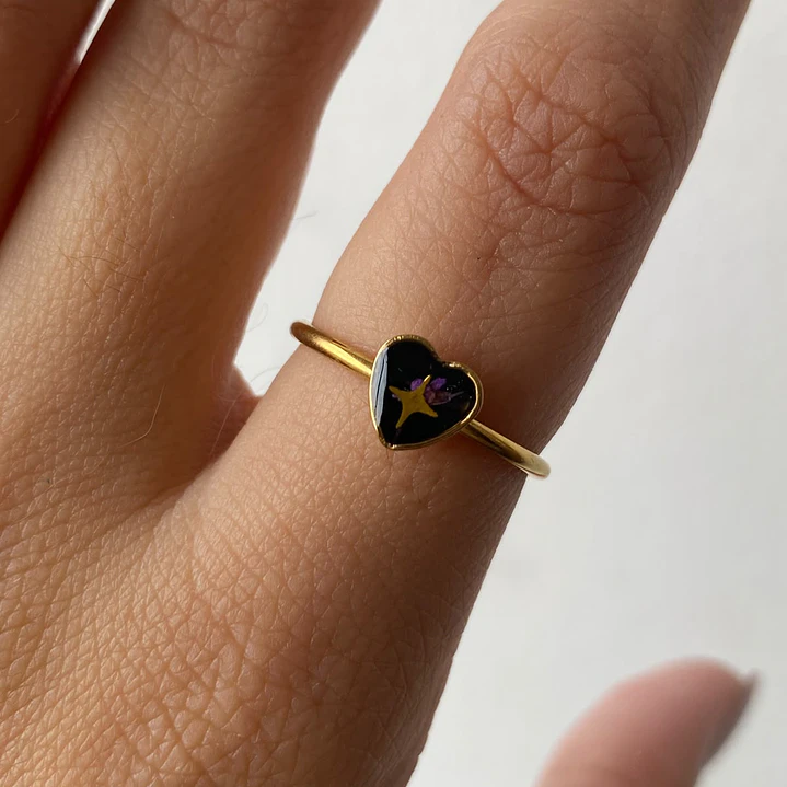 🖤 Anillo “Corazón Nocturno” 1