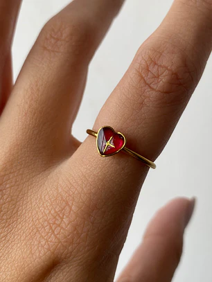 ❤️ Anillo “Latido Carmesí”