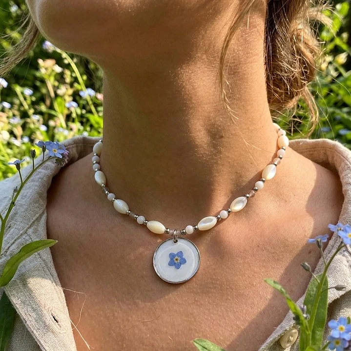 Collar “Susurro de No Me Olvides” 2