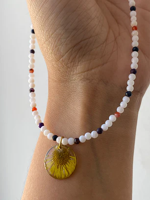 Collar “Jardín Dorado”