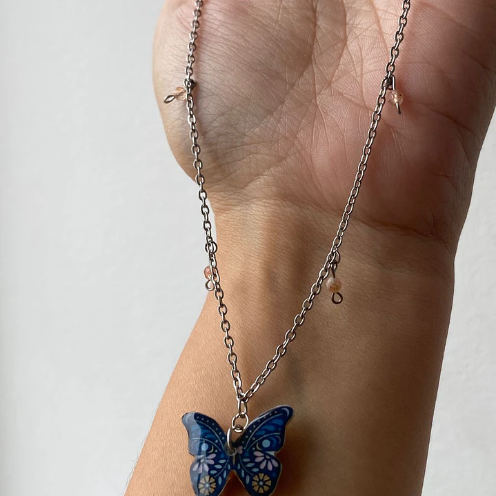 Collar Mariposa Y Piedra Sol 3