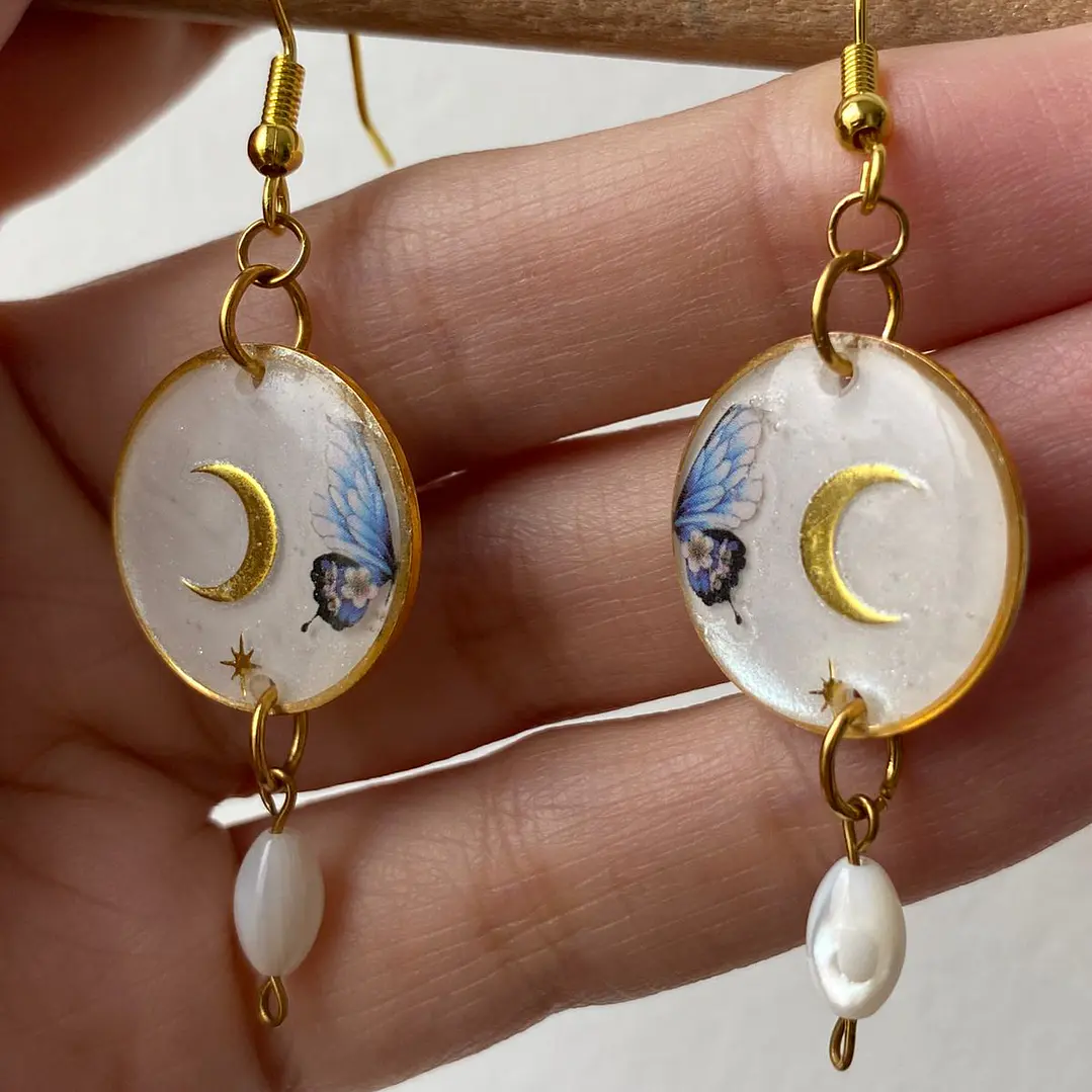 🦋 Aretes Mariposa de Nácar 3