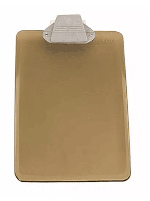 Tabla de plástico Sablón con broche plás