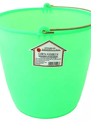 Cubeta flexible N. 14 de plastico para 1