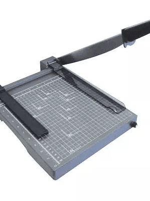 Guillotina plastica de 15'' x 12'' 1 pz.