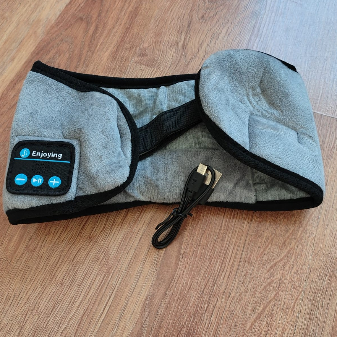 Antifaz ajustable con Bluetooth para dormir – descanso total, oscuridad y relax auditivo 7