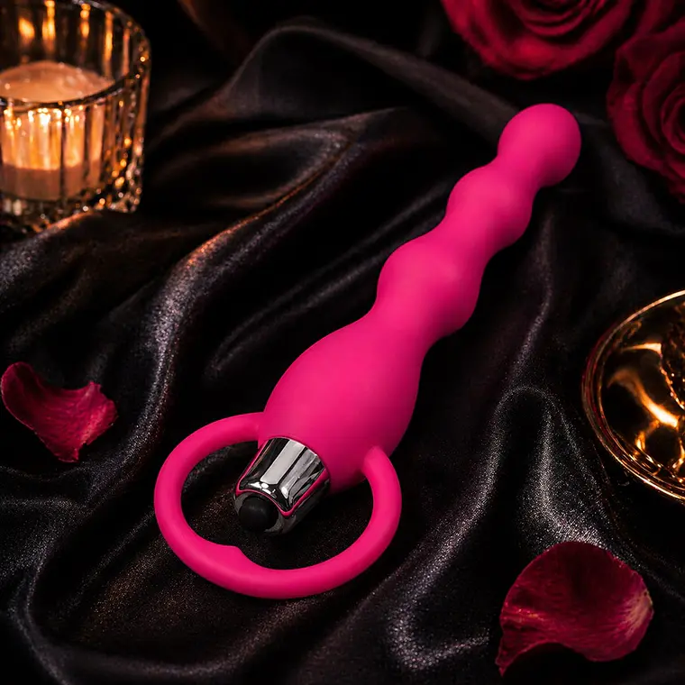Plug Vibrador Anal Medium con Anillo y Vibración – Juguete Íntimo de Silicona Color Fuscia 3
